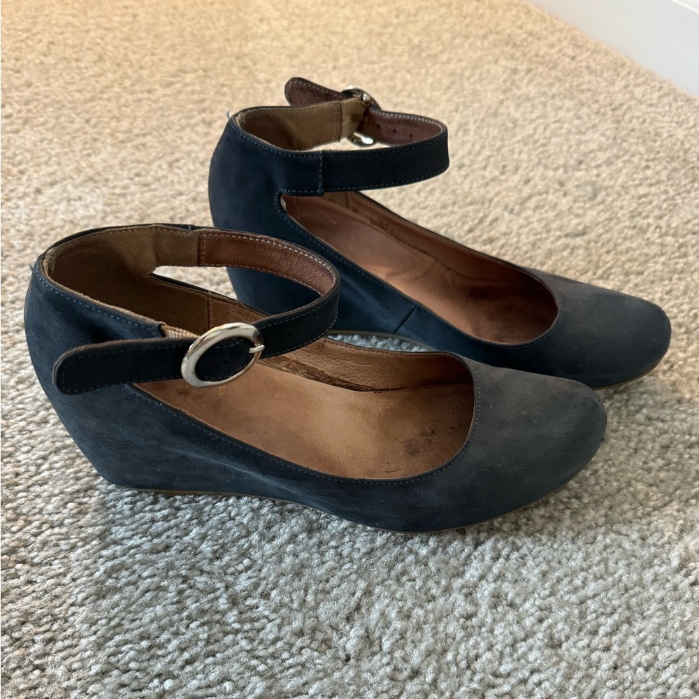Blue Italian made wedge shoes with ankle strap, size 38